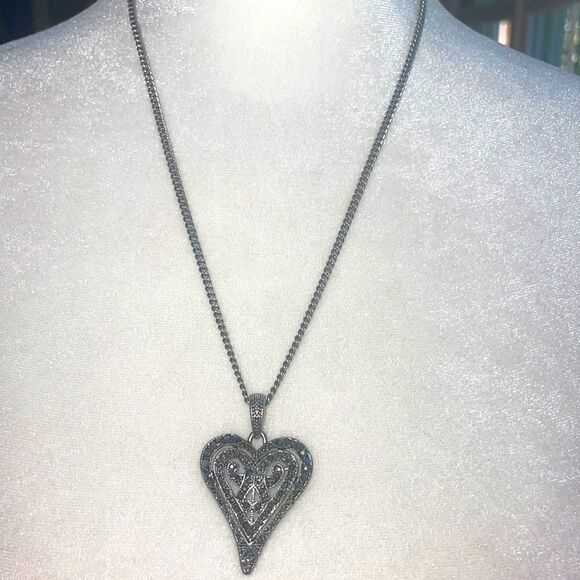 Silver Large Heart Necklace with Beautiful Silver Engraved Stones - Picture 2 of 4